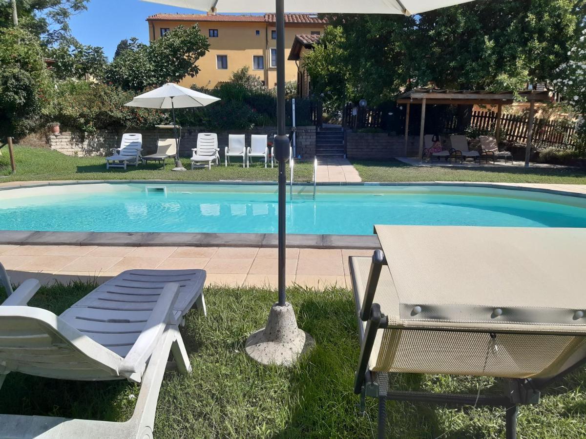 Agriturismo Poggio Al Tesoro Crespina Extérieur photo