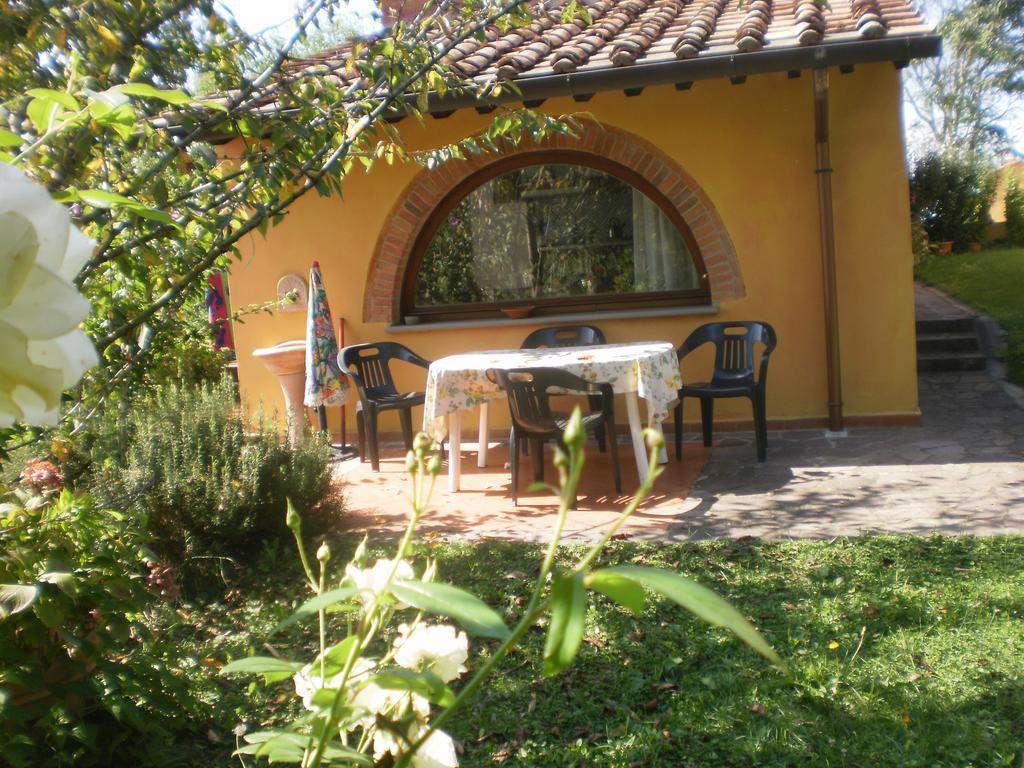 Agriturismo Poggio Al Tesoro Crespina Extérieur photo